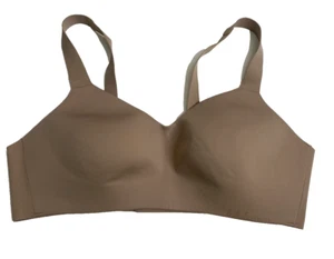 Lululemon Womens Size 36C Beige Lined Wireless Wide Strap Back Closure Bra - Picture 1 of 7