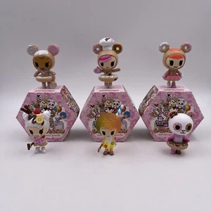 Tokidoki Donutella and Her Sweet Friends Series 4 Set of 6 Without Chasers (MMM) - Picture 1 of 7