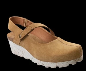 Zueco de cuña OTBT Prog Mary Janes •Mujeres 7.5• Zapatos Beige Tostado Gamuza NUEVO $168 - Imagen 1 de 11