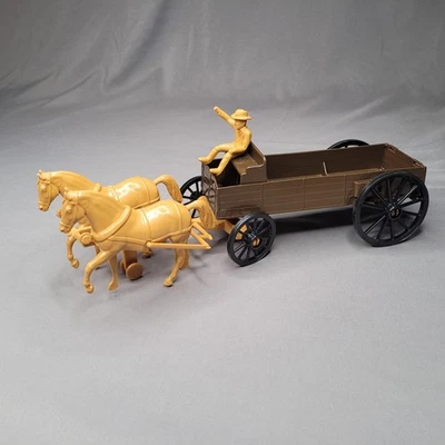 老式加工塑料马车玩具 7600 棕色推车美国农场套装人 — 第 1/4 张图片