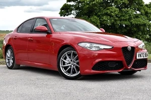 2022 Alfa Romeo Giulia 2.0t Sprint Saloon 4dr Petrol Auto Euro 6 (s/s) (200 Ps) - Picture 1 of 24
