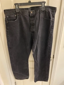 Levis 501 Jeans schwarz Herren 44x32 2018 Denim tolle Ausbleichungen keine Löcher oder Flecken - lesen - Bild 1 von 19