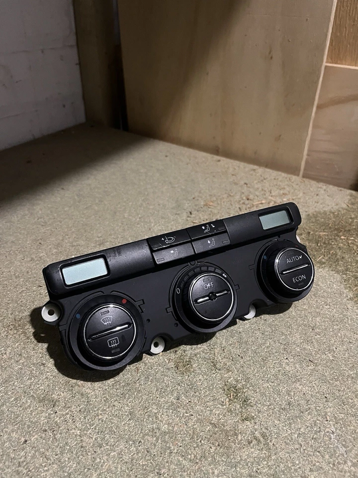 Controles climatizador doble aire acondicionado GTI Volkswagen Golf MK5 2003-2009 Foto 1 de 1