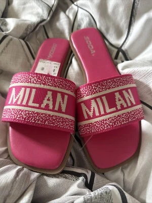 Sandalias Milan-NUEVAS CON ETIQUETAS por Soda talla 8 1/2 Foto 1 de 3