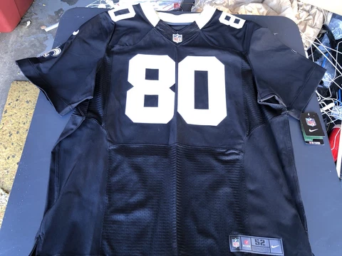 Authentic Nike Jimmy Graham #80 New Orleans Saints Jersey Size 52 Cover