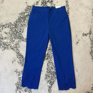 Chicos Pants Womens Size 1/8 Blue Brigitte Embroidered Scallop Crop So Slimming - Picture 1 of 13