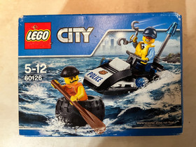 LEGO CITY: Tire Escape (60126) NIB