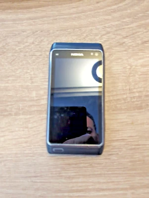 ✅ Nokia N8 – 16GB, HDMI, 12MP Kamera mit Zeiss-Optik – Guter Zustand - Bild 1 von 4