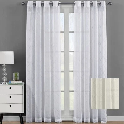 Cortina de ventana transparente con ojal y paneles bordados Harvard modernos (juego de 2) Foto 1 de 2