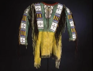 Old Style Perlen Fransen hellbraun grün Buckskin Wildleder Leder Powwow Krieg Hemd SXS197 - Bild 1 von 3