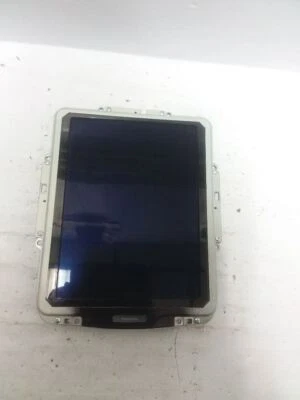 Radio Temperature Navigation Display Screen Fits 18-19 VOLVO V90 32247465AA - Image 1 of 4