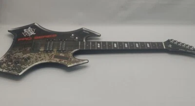 Paper Jamz Pro Series Guitar  - Image 1 of 4