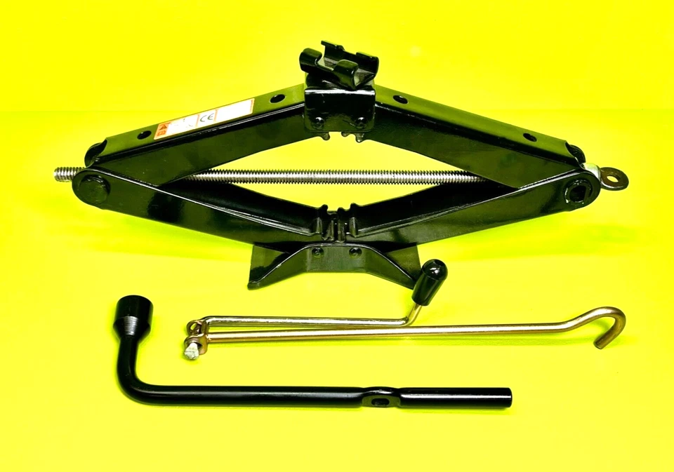 MONTAJE JACK CON MANGO JACK Y LLAVE DE TUERCAS SE ADAPTA A: 2013-2020 MAZDA CX-5, CX5 Foto 1 de 1