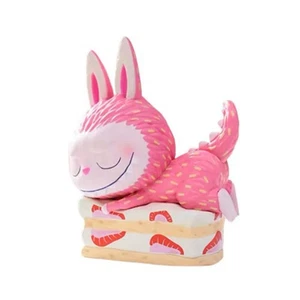 Figura pastelera POP MART 🅰️AUTÉNTICA The Monsters {pastel fraisier de fresa} - Imagen 1 de 3