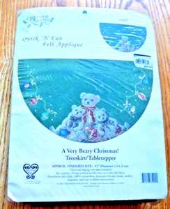 Candamar Designs Muy Beary Navidad Árbol Falda Mesa Kit Nuevo en Paquete. $40 - Imagen 1 de 4