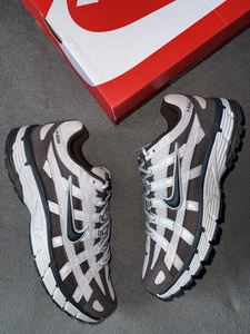 Nike P-600 | Grey / Chocolate | UK7.5 | Brand New In Box | RRP £110 - Picture 1 of 7
