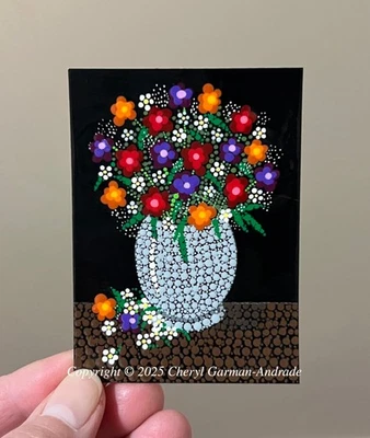 Оригинальные цветы в серой вазе точечное искусство ACEO от Шерил Гарман-Андраде. - Изображение 1 из 2