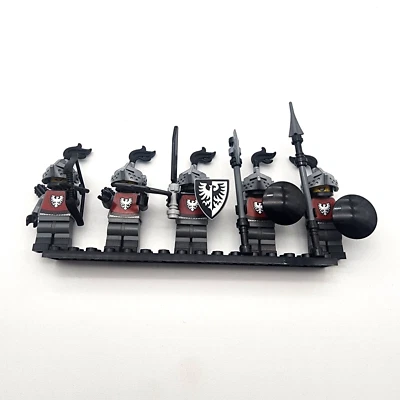 LEGO CASTLE RED FALCON 5 PACK/BLACK SHEILDS MINI FIGURE - Image 1 of 4