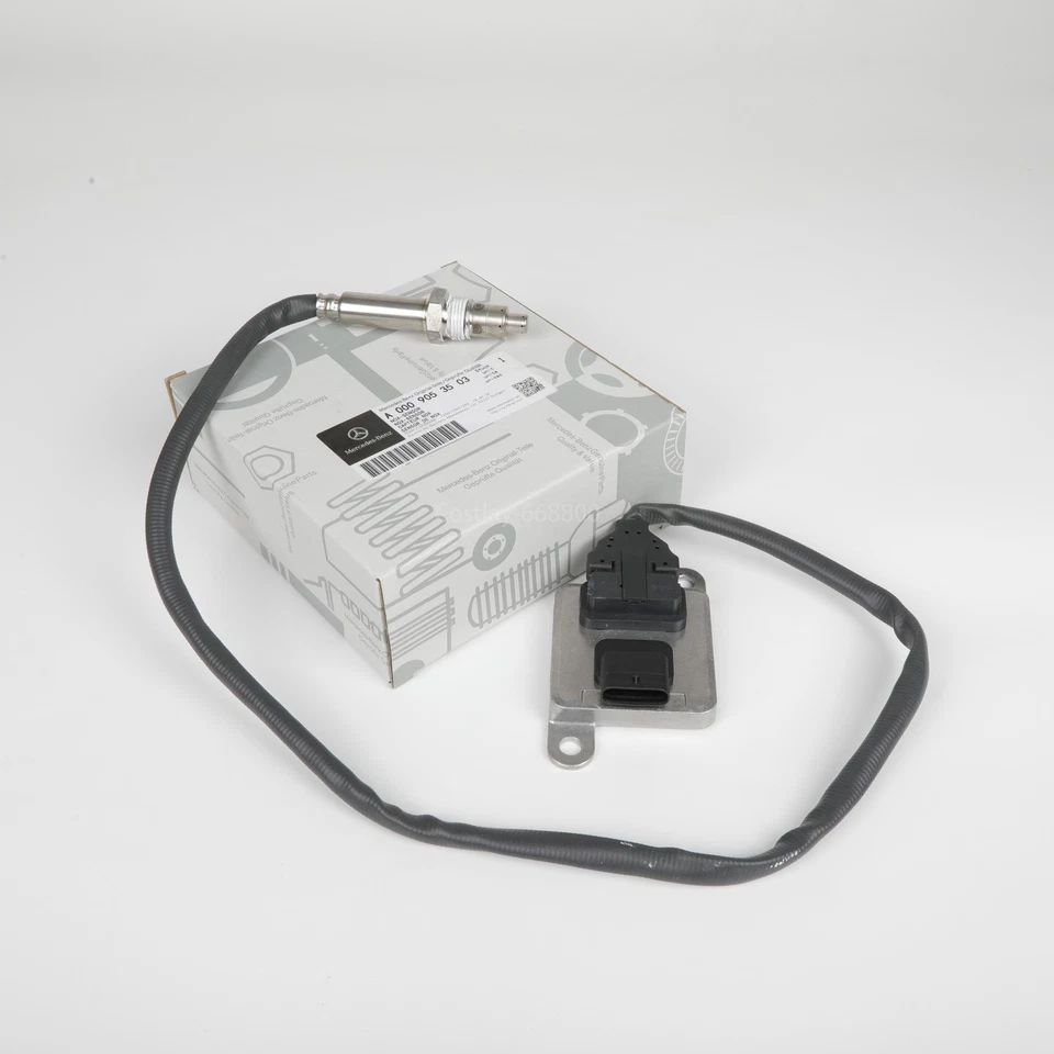Genuine Mercedes-Benz Nox Sensor, New, Part #A0009053503 Foto 1 de 4