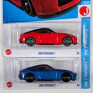 Hot Wheels / 2023 Nissan Z / Set of 2 / Blue & Red - Picture 1 of 2