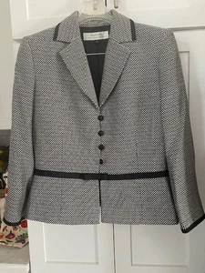 Tahari Arthur S Levine Blazer Rock Anzug Damen Gr. 6 weiß/schwarz 2-teiliges Set - Bild 1 von 8