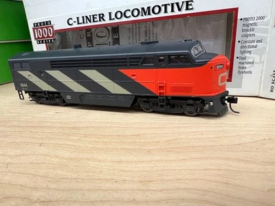 HO Proto 1000 C-Liner Canadian National #9344 DC/Silent CNR - Image 1 of 4