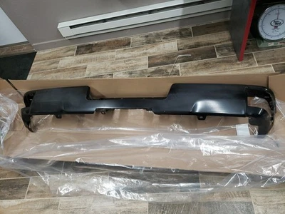 Barra de impacto parachoques trasero GM 23285673 2016-19 Chevy Silverado 1500 nuevo de lote original Foto 1 de 4