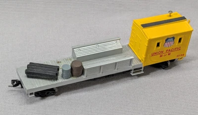N scale  Bachmann  UNION PACIFIC   Boom Tender   UP  M of W    23158 - Image 1 of 4