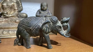 ANTIQUE BRONZE INDIAN ELEPHANT FIGURE 11 CM - Picture 1 of 12