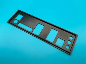 I/O Shield - I/O Backplate - Blende / IO für Gigabyte B550M DS3H - Afbeelding 1 van 8