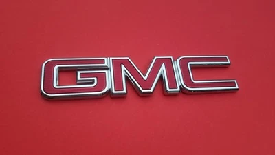 18 19 20 21 GMC TERRENO TAPA PUERTA TRASERA EMBLEMA LOGOTIPO INSIGNIA SÍMBOLO SIGNO USADO FABRICANTE DE EQUIPOS ORIGINALES C31 Foto 1 de 4