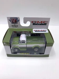 2020 M2 Machines 1970 GMC 5500 Truck R63 20-96 Green White - Picture 1 of 4