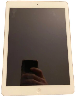 Apple iPad Air 1ª Generación 128 GB, Wi-Fi + Celular (Desbloqueado), 9,7 pulgadas - Plateado (A1475) Foto 1 de 3