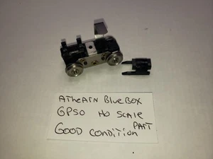GP35 F7A Gp50 FRONT GEARED 4 WHEEL TRUCK ATHEARN BLUE BOX HO SCALE GOOD - Picture 1 of 7