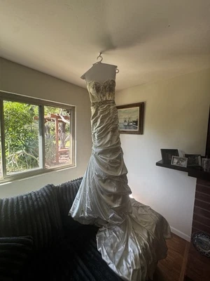 Vestido de novia para mujer Maggie Sottero talla 6 blanco Foto 1 de 4