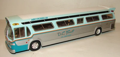 CORGI Diecast - D.C. Autobús de tránsito Prince George's Hospital GM Coach excelente Foto 1 de 4