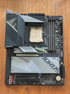 Aorus z690 Ultra Motherboard - LGA 1700 DDR5 Intel 12th-14th Tested Bios Updated - Picture 1 of 9