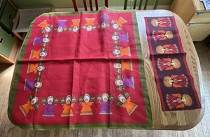 Vintage MCM Sodahl Denmark Christmas Folk Art Tablecloth & Table Runner Set - Picture 1 of 5