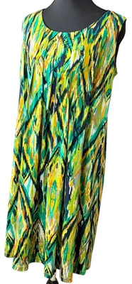 Vestido recto bohemio multicolor estampado geométrico talla pequeña Ronni Nicole para mujer Foto 1 de 4