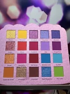 Cosméticos GLAMLITE ~ Paleta de sombras de ojos para pastel ~ Nuevo en caja - Imagen 1 de 2