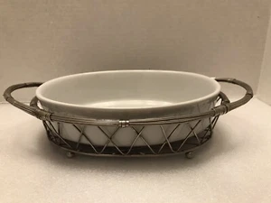 White oval dish in silver plated holder Cooling Rack - Picture 1 of 6