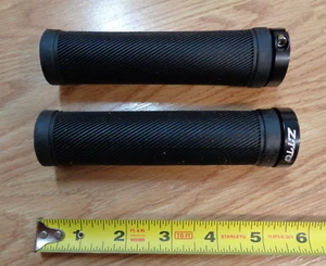 ZTTO Anti-Slip Lock-On Bike Grips Rubber MTB Mountain Bicycle Handlebar 1 pair - Picture 1 of 3