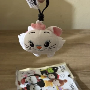 Disney Characters Plush Keyring in Blind Bag Marie - Picture 1 of 3