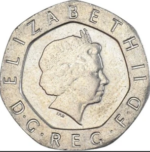 Queen Elizabeth - Picture 1 of 3