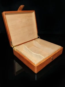 Tan Leather Cigar Humidor Made in Spain NIB - Picture 1 of 11