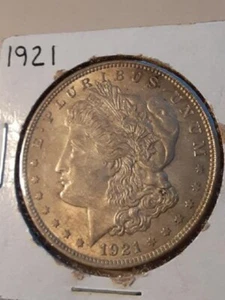 1921 Morgan Silver Dollar 90% Silver US coin Philadelphia Mint (#155-31) - Picture 1 of 2