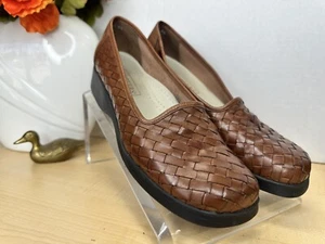 Trotters Viva Women's Brown Woven Leather Shoes 9N Slip On Loafers - Picture 1 of 5