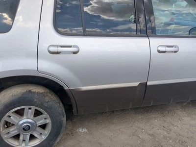 2002-2005 Mercury Mountaineer Passenger Rear Door Oem TQRHE - Image 1 of 4