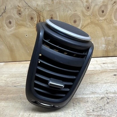 2014 - 2018 KIA SOUL PASSENGER RIGHT DASH TRIM VENT OEM 97490-B2000 Foto 1 de 4