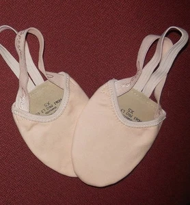 SCARPE LIRICHE CAPEZIO PIROUETTE II NUOVE CON ETICHETTE MEZZO BALLETTO H061 TELA ROSA BALLETTO ADULTO - Foto 1 di 2